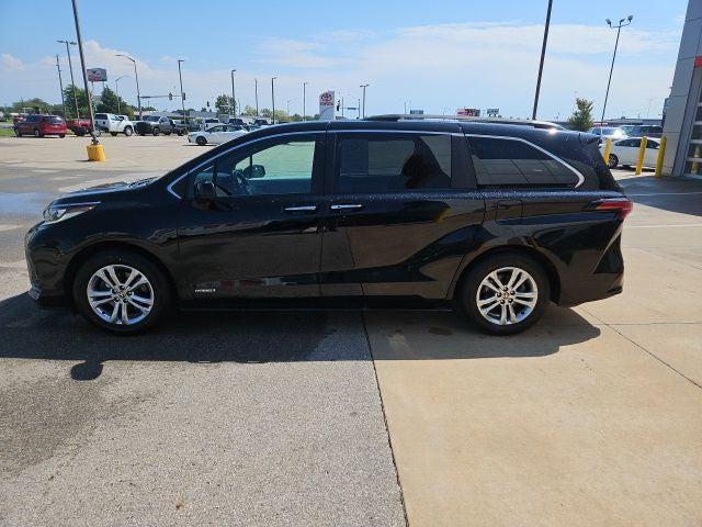 used 2021 Toyota Sienna car, priced at $30,463