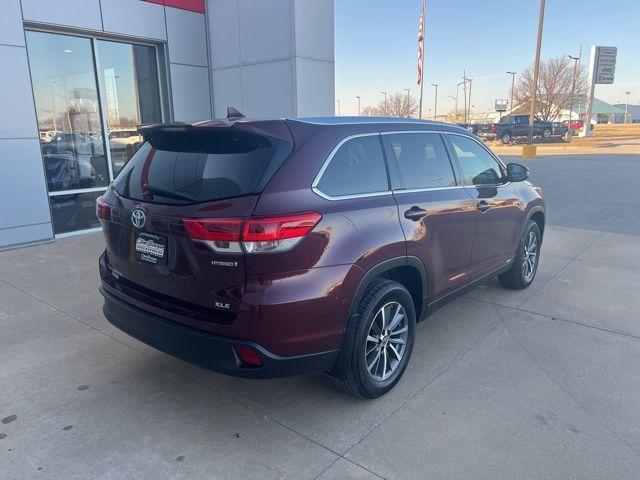 used 2019 Toyota Highlander Hybrid car, priced at $29,663