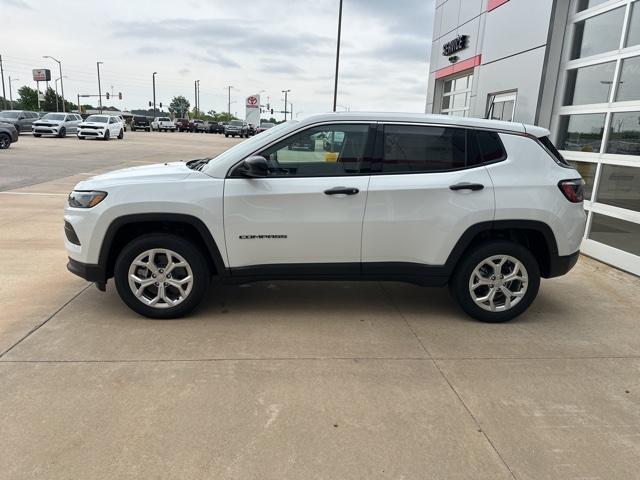 new 2024 Jeep Compass car, priced at $27,331