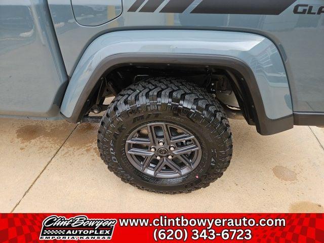 used 2024 Jeep Gladiator car, priced at $37,963