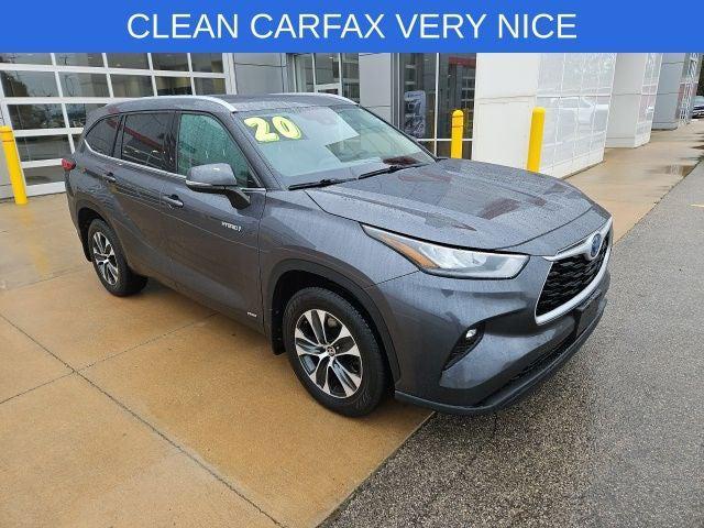 used 2020 Toyota Highlander Hybrid car, priced at $30,663