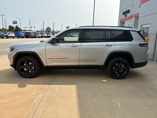 new 2024 Jeep Grand Cherokee L car, priced at $47,976