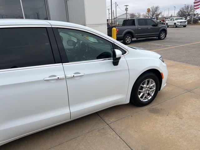 used 2023 Chrysler Pacifica car, priced at $23,963