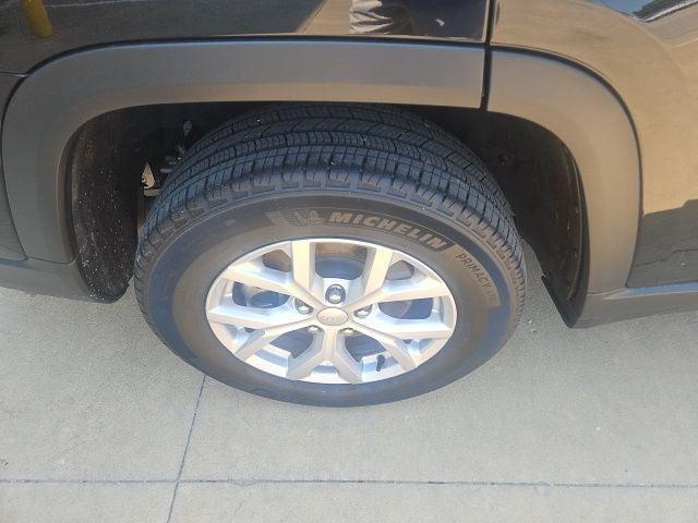 used 2023 Jeep Grand Cherokee L car, priced at $32,963