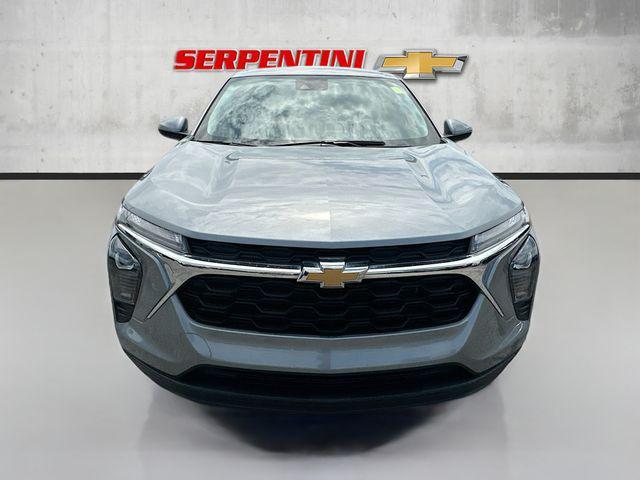 used 2024 Chevrolet Trax car, priced at $20,239