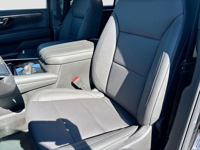 new 2026 Chevrolet Suburban car, priced at $71,601