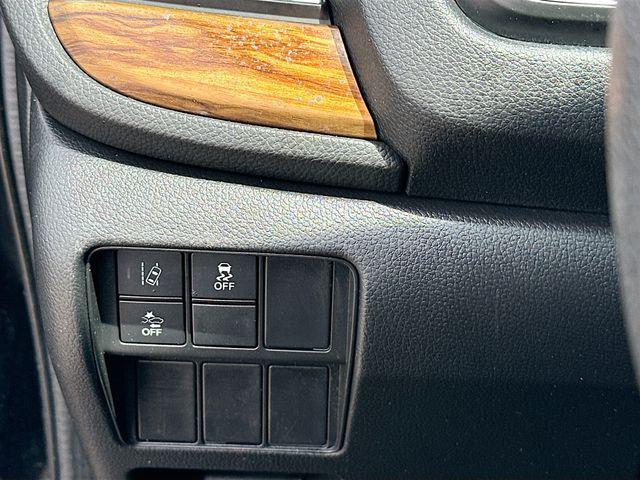 used 2018 Honda CR-V car, priced at $18,116