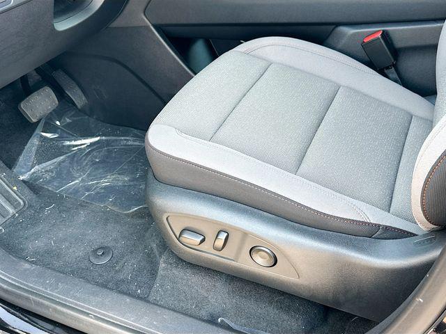 new 2025 Chevrolet Traverse car, priced at $40,536
