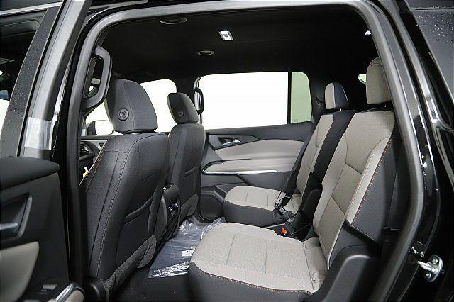 new 2025 Chevrolet Traverse car, priced at $41,502