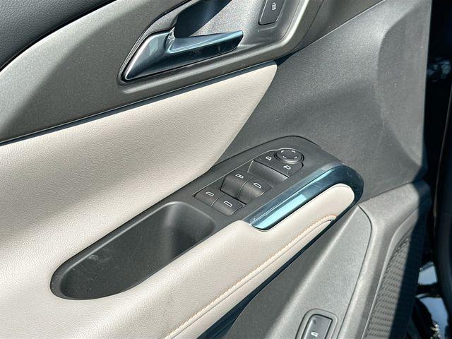 new 2025 Chevrolet Traverse car, priced at $40,322