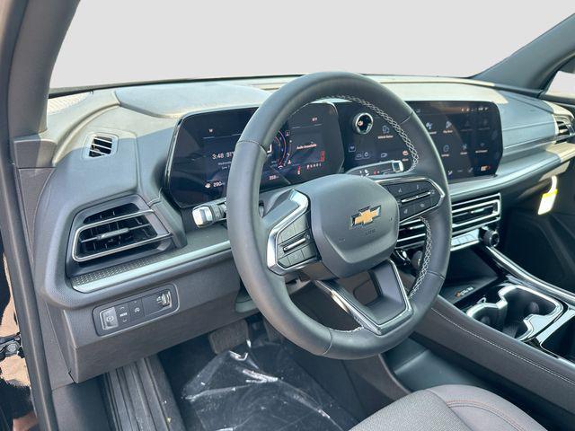 new 2025 Chevrolet Traverse car, priced at $40,322