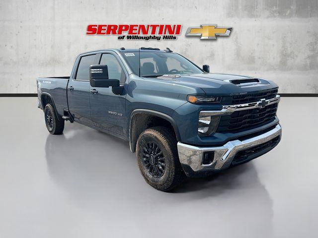 new 2025 Chevrolet Silverado 3500 car, priced at $60,195