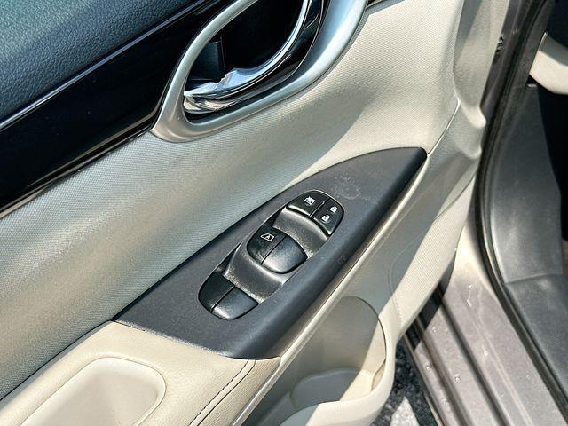 used 2016 Nissan Sentra car, priced at $9,279