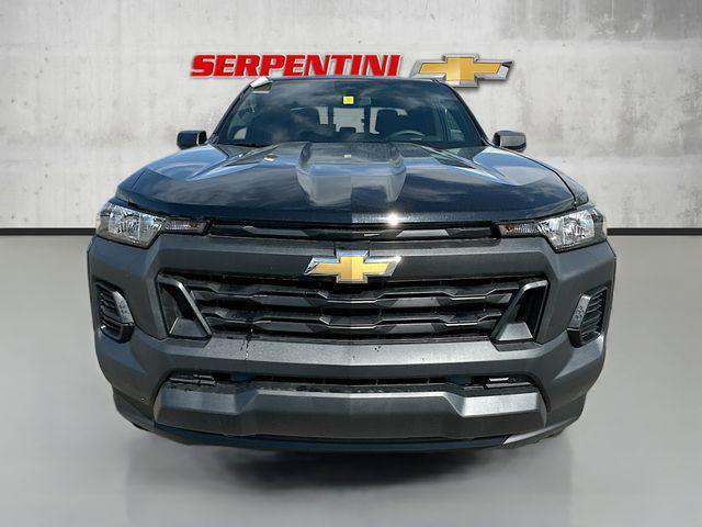 new 2025 Chevrolet Colorado car, priced at $33,995