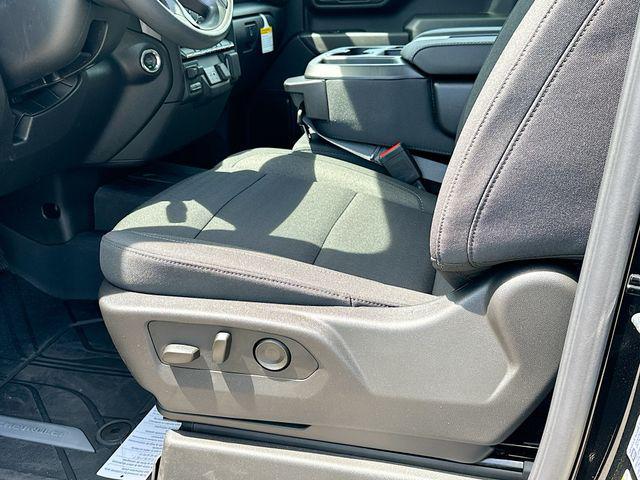 new 2025 Chevrolet Silverado 2500 car, priced at $50,895