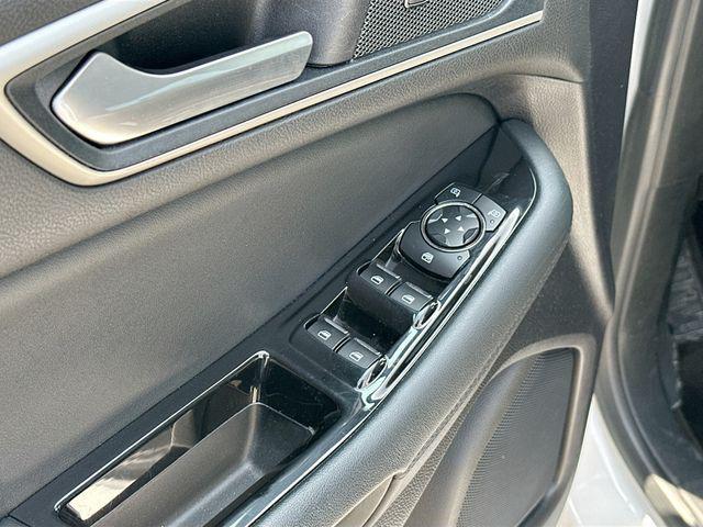 used 2019 Ford Edge car, priced at $15,369