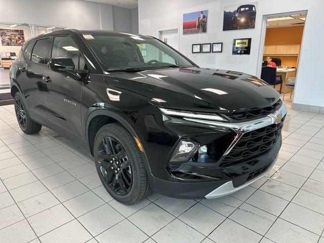 new 2025 Chevrolet Blazer car, priced at $38,995