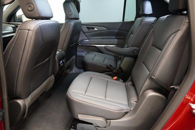 new 2025 Chevrolet Traverse car, priced at $41,995