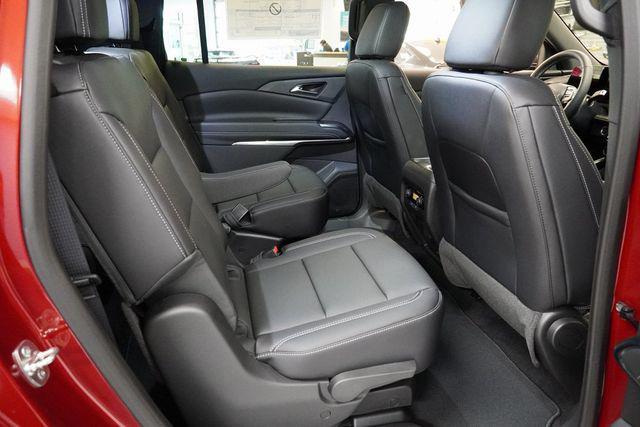 new 2025 Chevrolet Traverse car, priced at $41,995