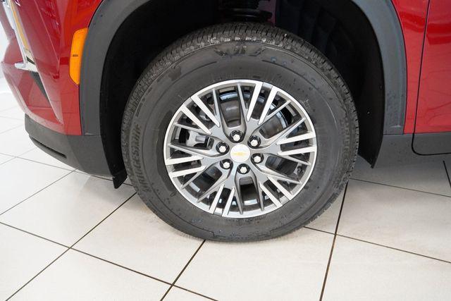 new 2025 Chevrolet Traverse car, priced at $41,995