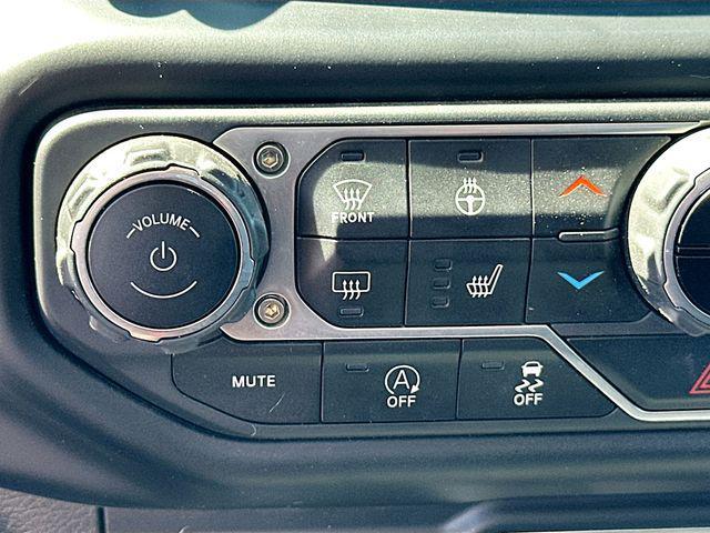 used 2022 Jeep Gladiator car, priced at $30,298