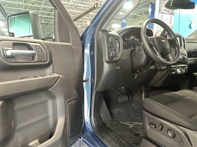 new 2025 Chevrolet Silverado 2500 car, priced at $53,995