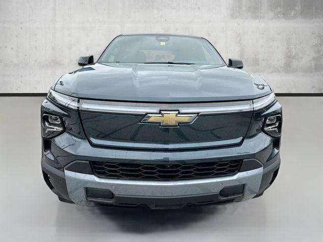 new 2025 Chevrolet Silverado EV car, priced at $67,005