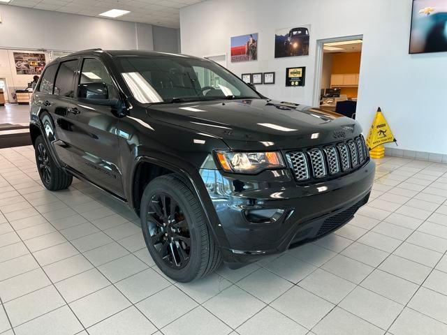 used 2017 Jeep Grand Cherokee car, priced at $17,471