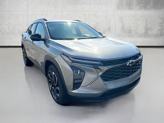 new 2025 Chevrolet Trax car, priced at $24,695