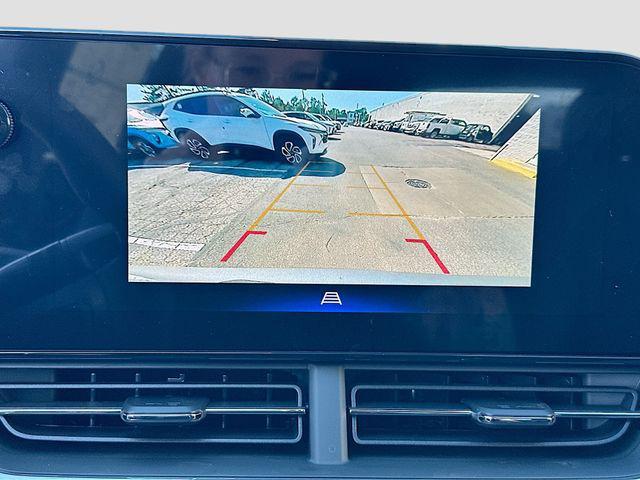 new 2025 Chevrolet Trax car, priced at $24,695