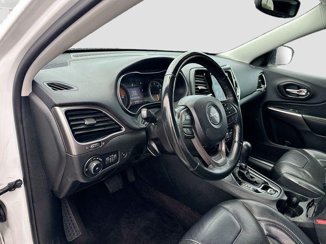 used 2019 Jeep Cherokee car, priced at $17,354