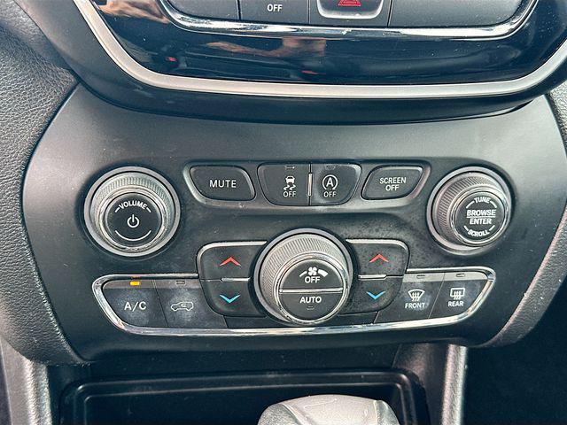 used 2019 Jeep Cherokee car, priced at $17,354