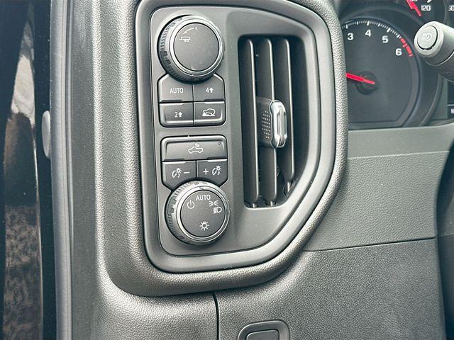 new 2024 Chevrolet Silverado 1500 car, priced at $35,995