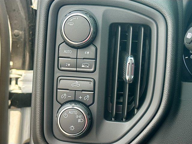 new 2024 Chevrolet Silverado 1500 car, priced at $39,495