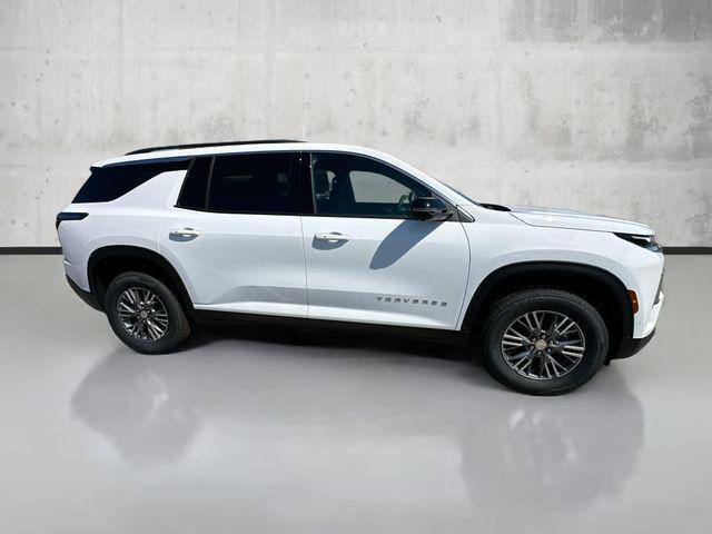 new 2025 Chevrolet Traverse car, priced at $47,177