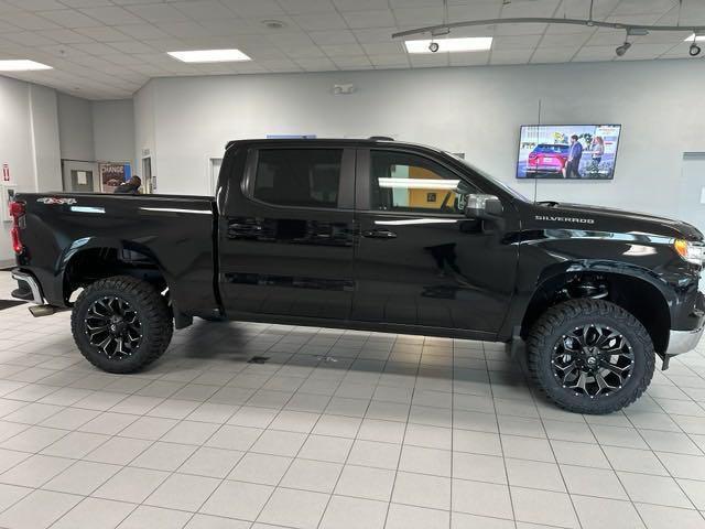 new 2024 Chevrolet Silverado 1500 car, priced at $46,990