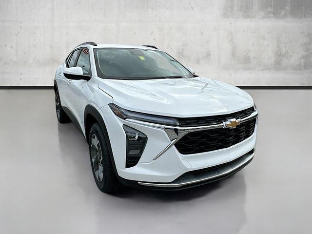 new 2025 Chevrolet Trax car, priced at $20,500