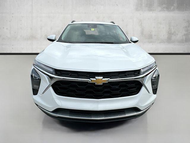 new 2025 Chevrolet Trax car, priced at $20,500
