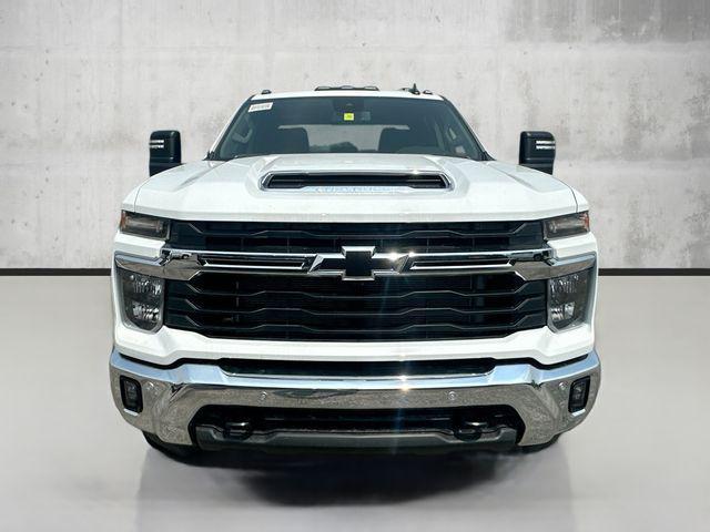 new 2025 Chevrolet Silverado 3500 car, priced at $60,000