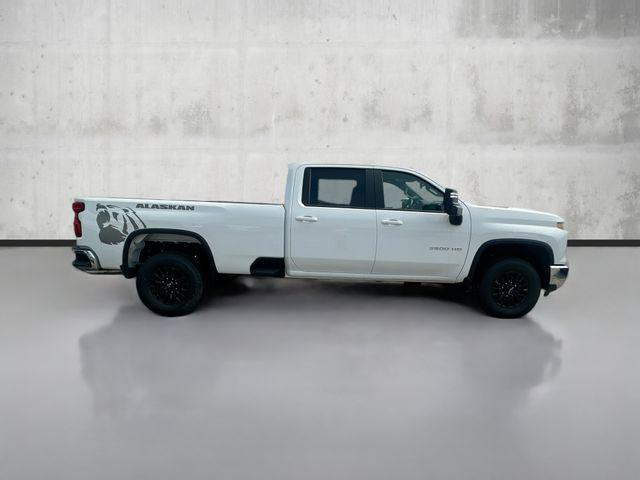 new 2025 Chevrolet Silverado 3500 car, priced at $60,000
