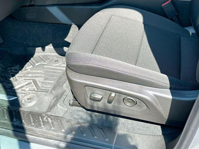 new 2024 Chevrolet Colorado car, priced at $33,500