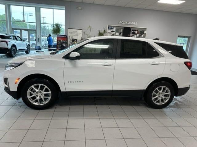 new 2024 Chevrolet Equinox car, priced at $26,495