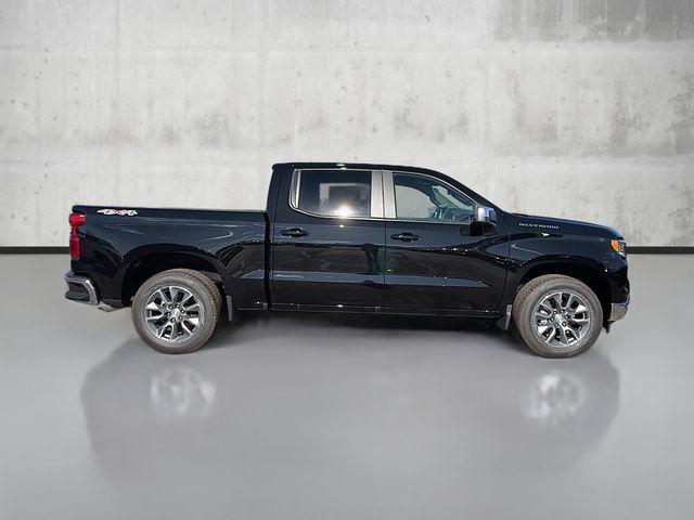new 2026 Chevrolet Silverado 1500 car, priced at $40,995