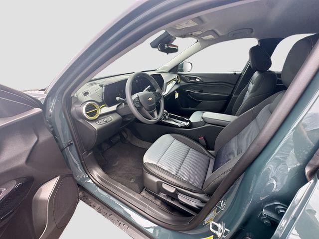 new 2025 Chevrolet Trax car, priced at $21,785