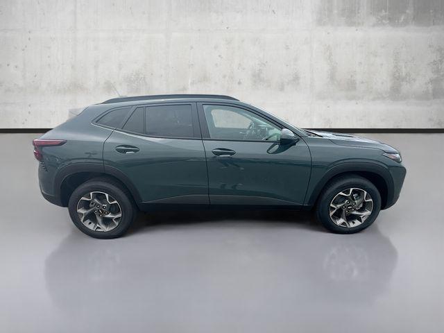 new 2025 Chevrolet Trax car, priced at $21,785