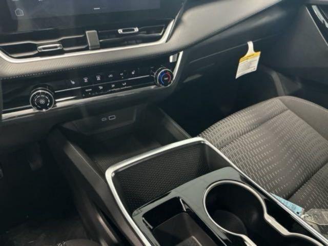 new 2026 Chevrolet Equinox car, priced at $30,930