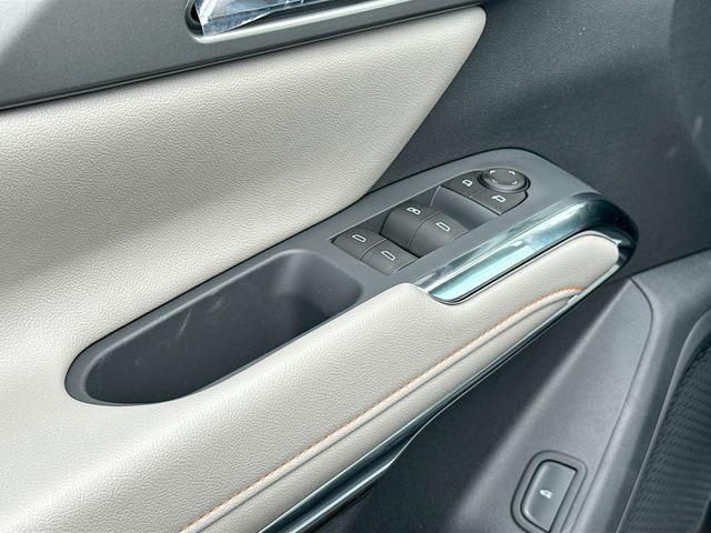 new 2025 Chevrolet Traverse car, priced at $40,322