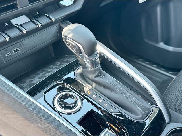 new 2025 Chevrolet Colorado car, priced at $35,000