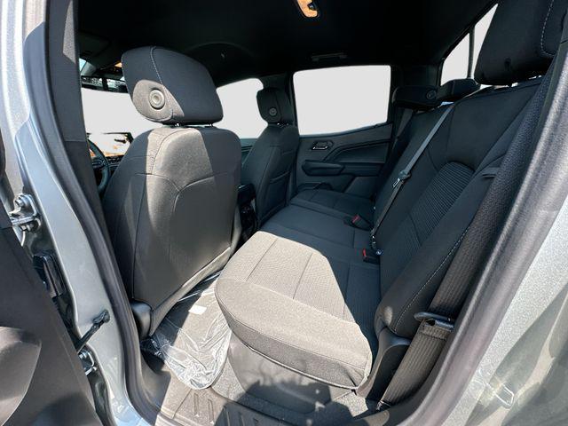 new 2025 Chevrolet Colorado car, priced at $35,000