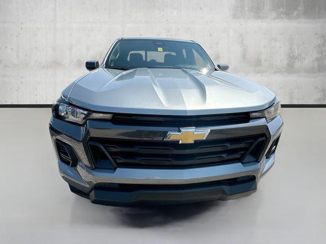new 2025 Chevrolet Colorado car, priced at $35,000